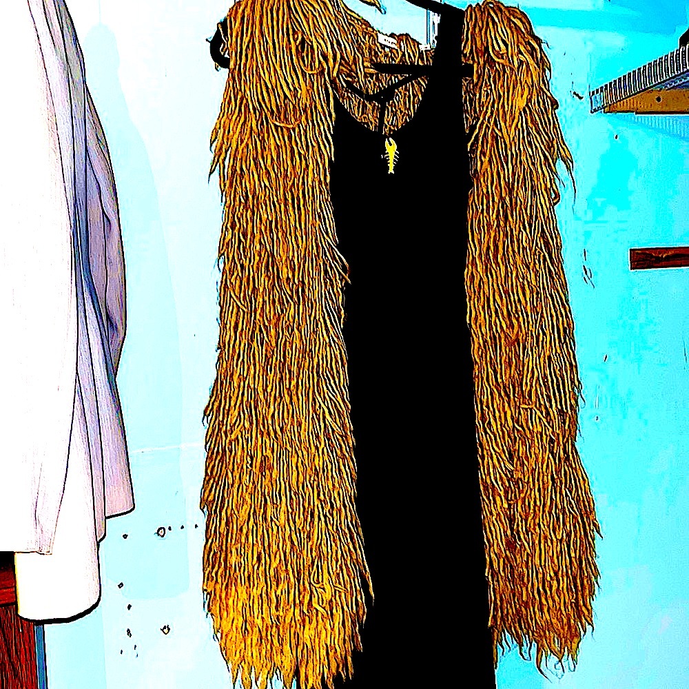 Shaggy long vest